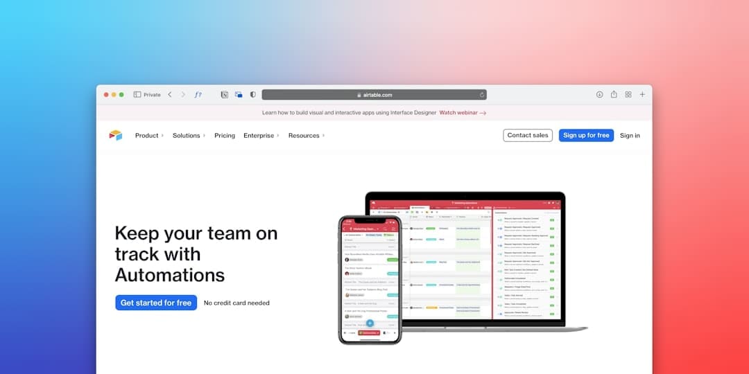 Photo AI Chatbots vs Contact Forms